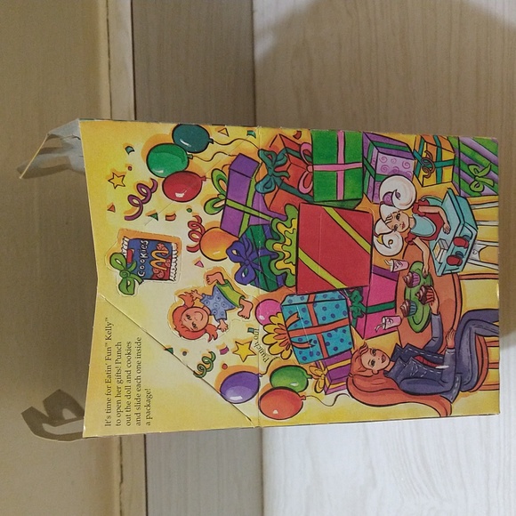 Vintage 1998 McDonald's Happy Meal Barbie Teen Skipper #1 with Original Meal Box - Picture 2 of 6